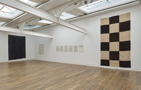 Die Reise nach Māzandarān. Kuratiert von David Galloway, Beck & Eggeling, Düssel (c) Ivo Faber