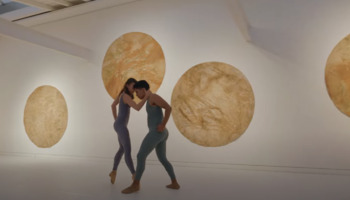 HERE AND NOW. DANCE PERFORMANCE IN RELATION TO THE PAINTINGS OF ULRIKE ARNOLD.