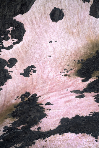 Thomas Wrede, Presena Gletscher Blutschnee #8, 2020, &copy; Thomas Wrede + VG Bild Kunst, Bonn